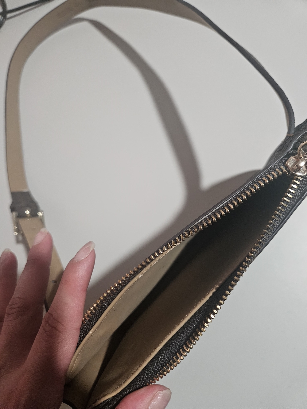 MICHAEL MICHAEL KORS envelope style faux leather belt bag in brown - Picture 7 of 7
